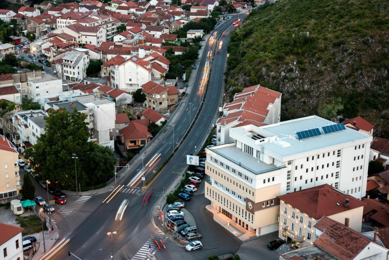 Hotel Dompes Mostar Esterno foto